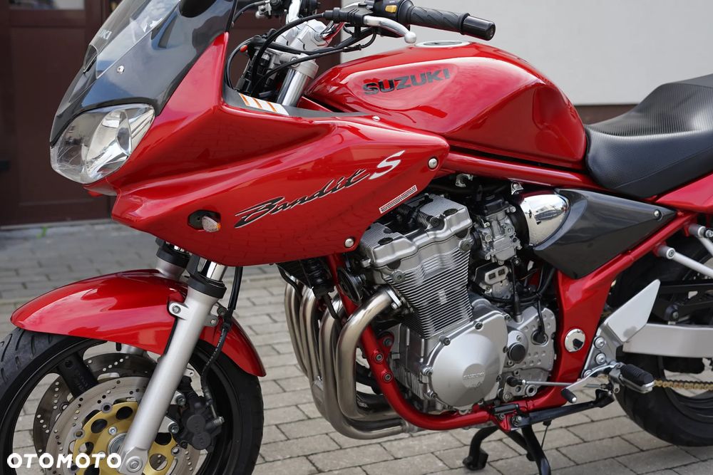 Suzuki Bandit - 32