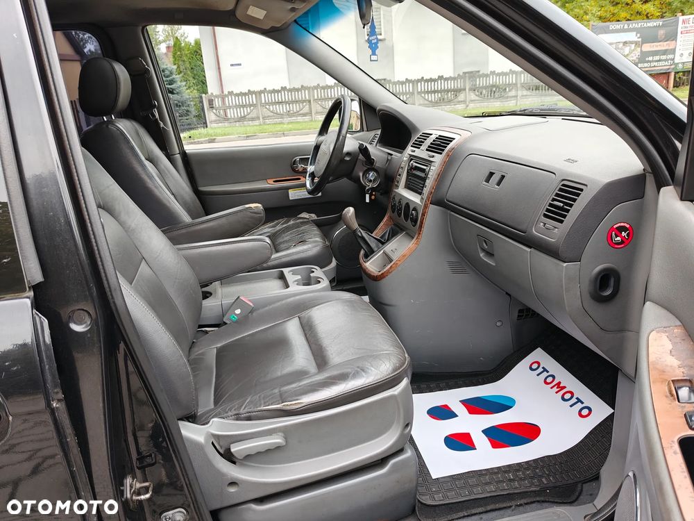 Kia Carnival CRDi Executive - 6