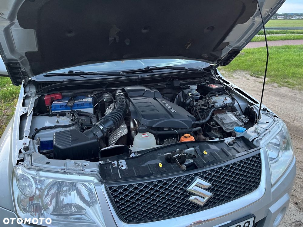 Suzuki Grand Vitara 1.9 DDiS - 9
