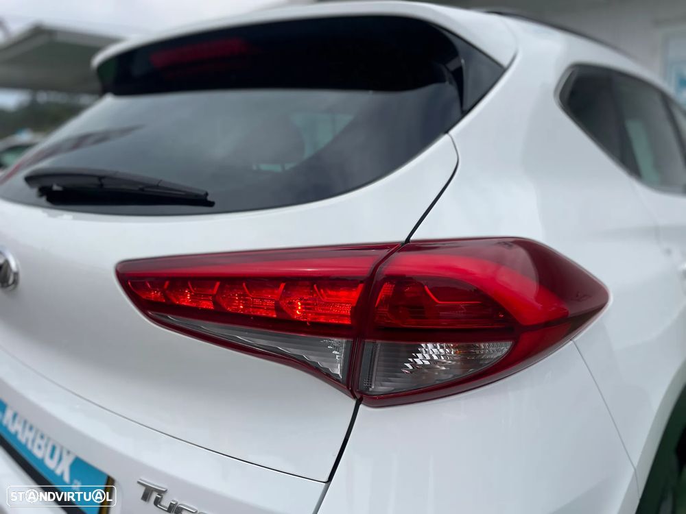 Hyundai Tucson 1.7 CRDi Executive - 31
