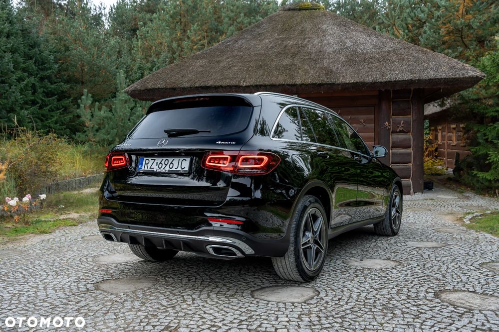 Mercedes-Benz GLC 200 d 4Matic 9G-TRONIC AMG Line - 14