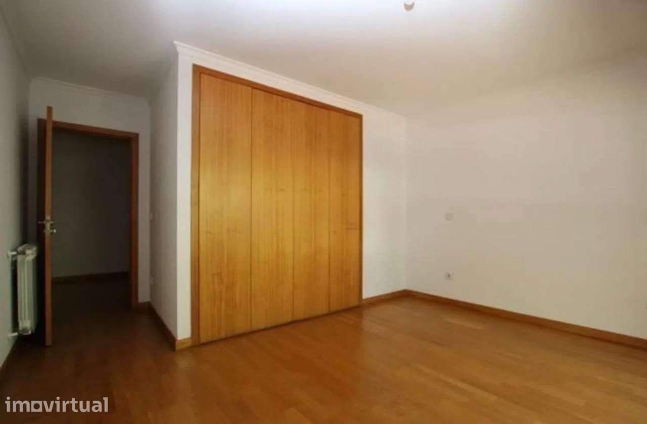 Apartamento T2 para Arrendamento | Guimarães - Grande imagem: 5/10