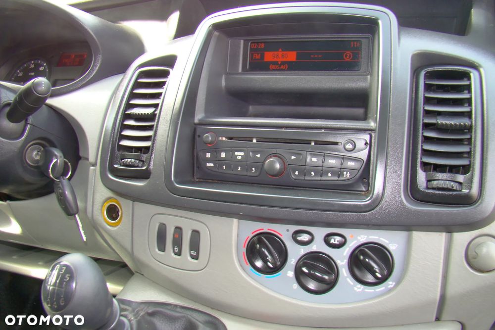 Renault Trafic - 9