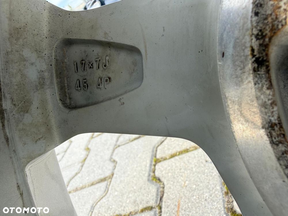 TOYOTA RAV4 III 06-12 FELGA ALUMINIOWA 7Jx17 ET45 5x114.3 - 3