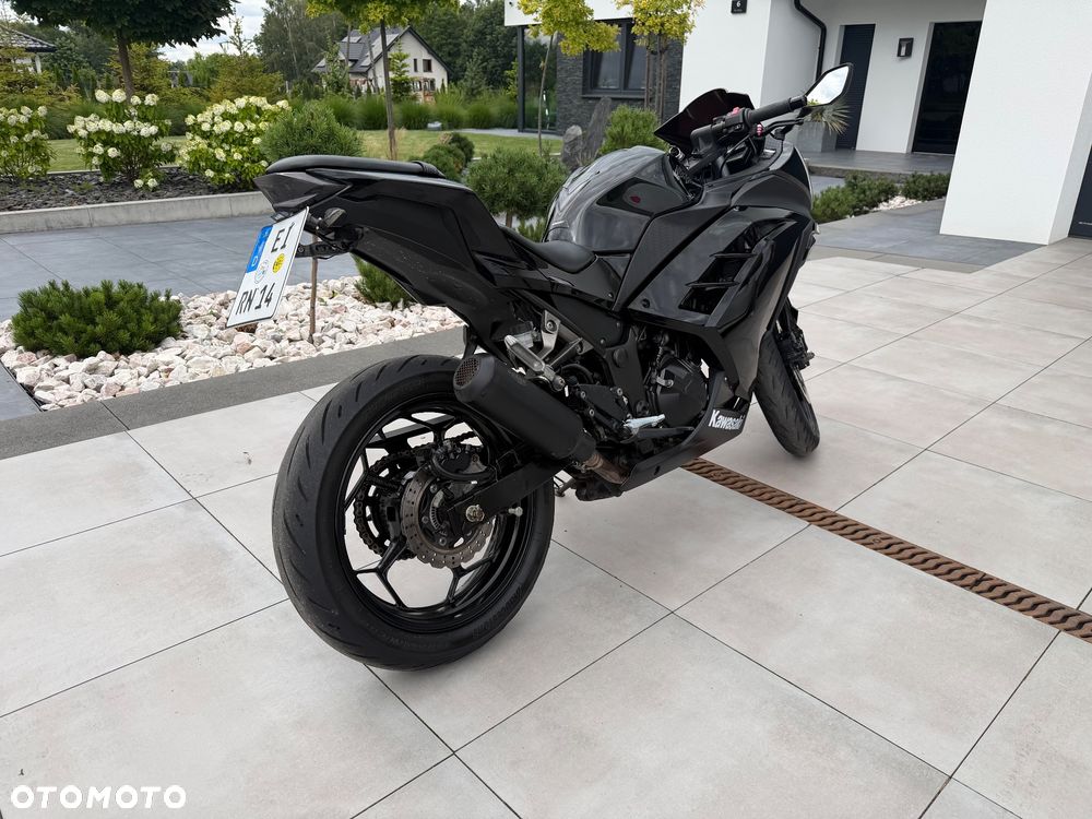 Kawasaki Ninja 300 ABS - 5
