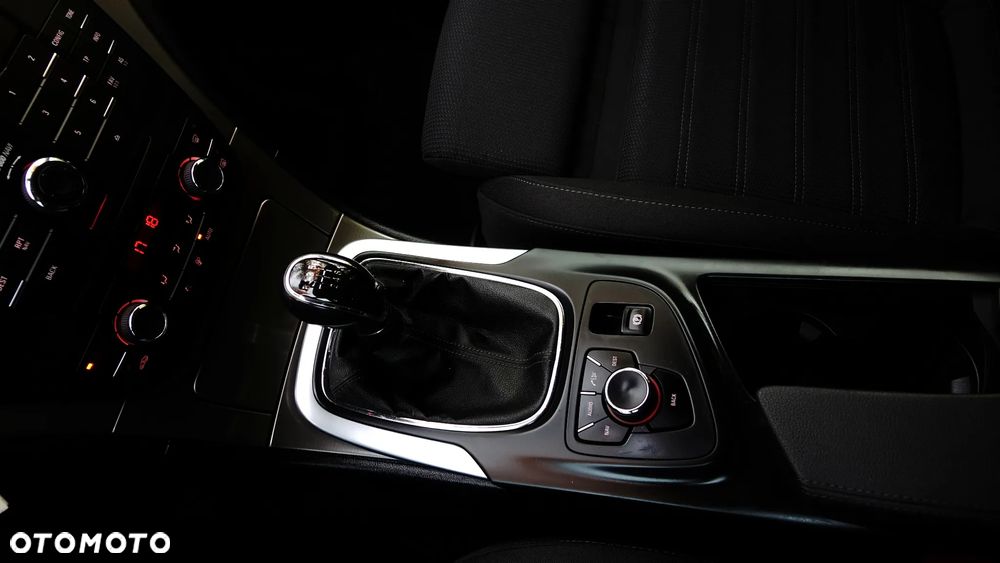 Opel Insignia 1.8 Sports Tourer Innovation - 19