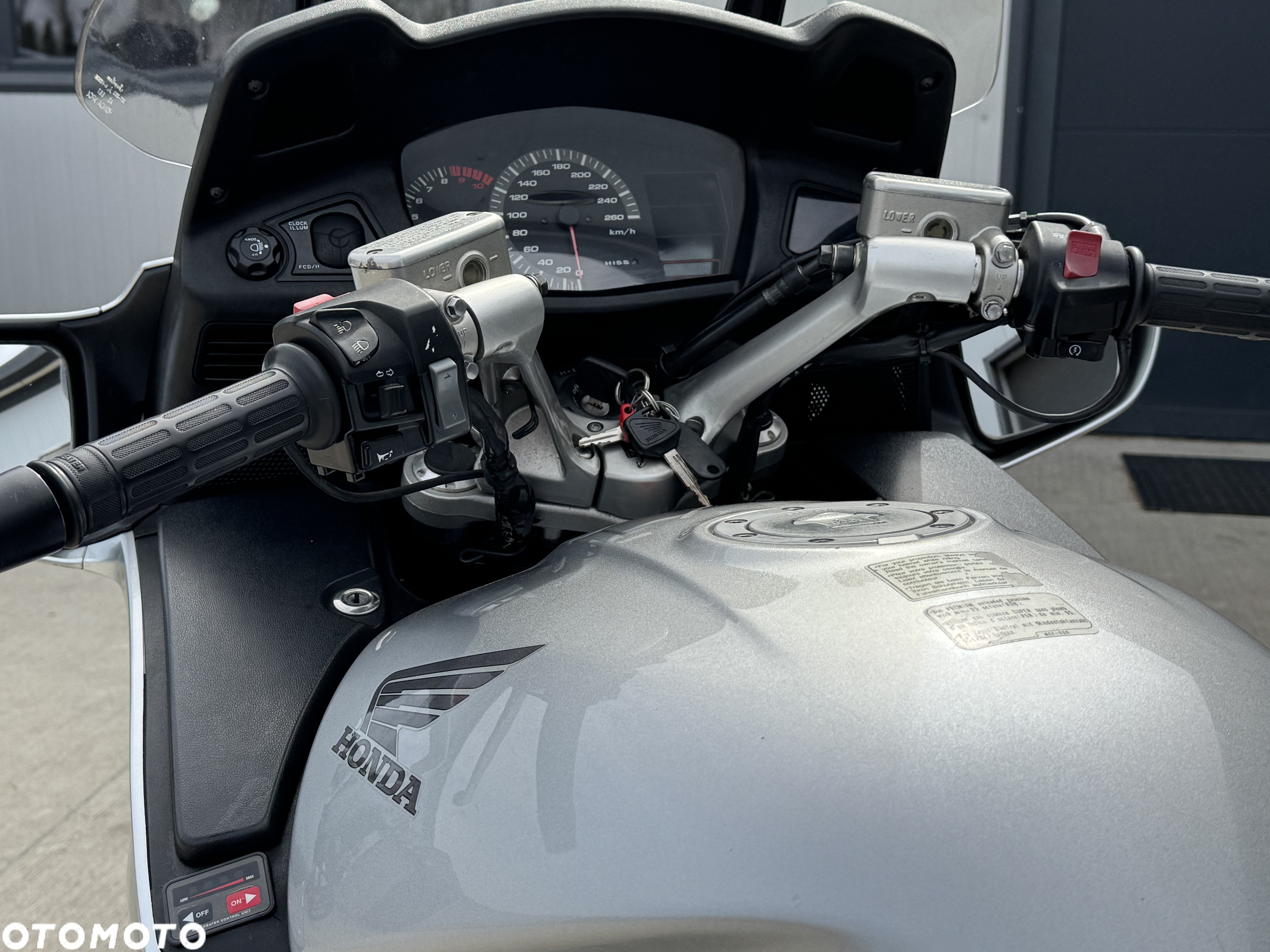 Honda ST - 27