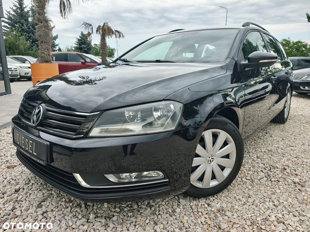 Volkswagen Passat - 11