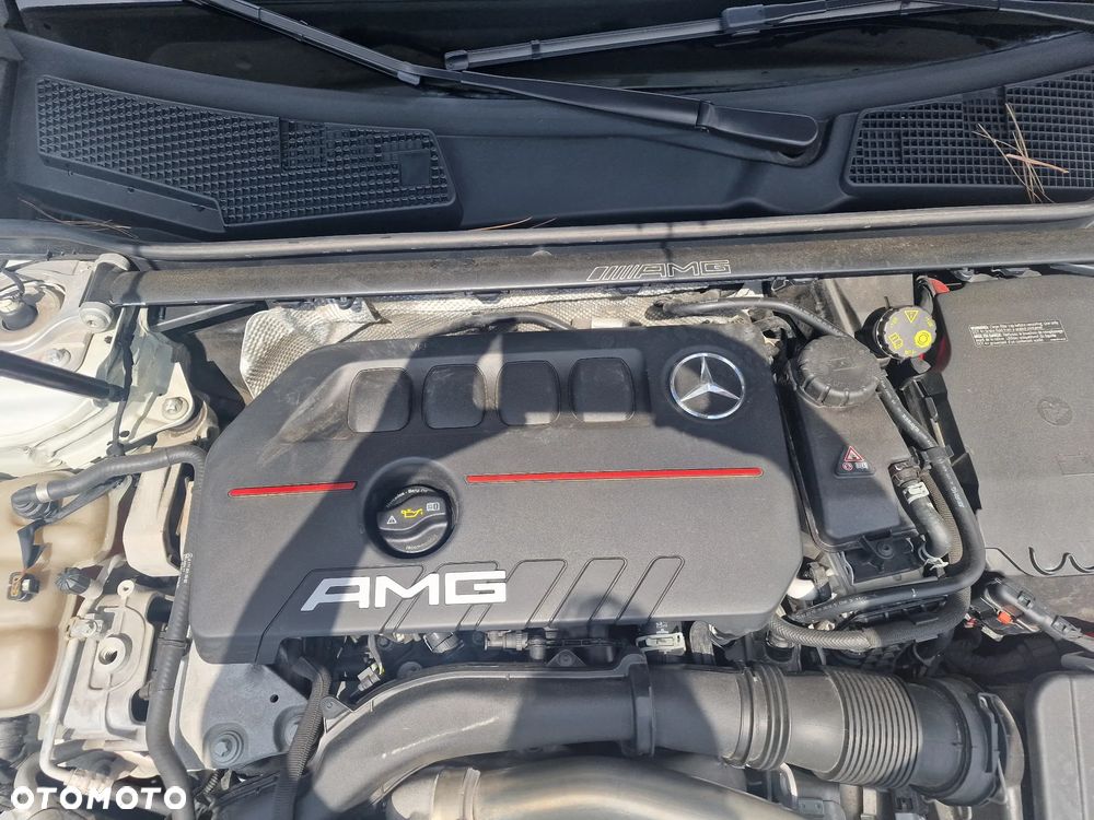 Mercedes-Benz CLA AMG 35 4Matic AMG Speedshift 8G-DCT AMG Line Advanced Plus - 29