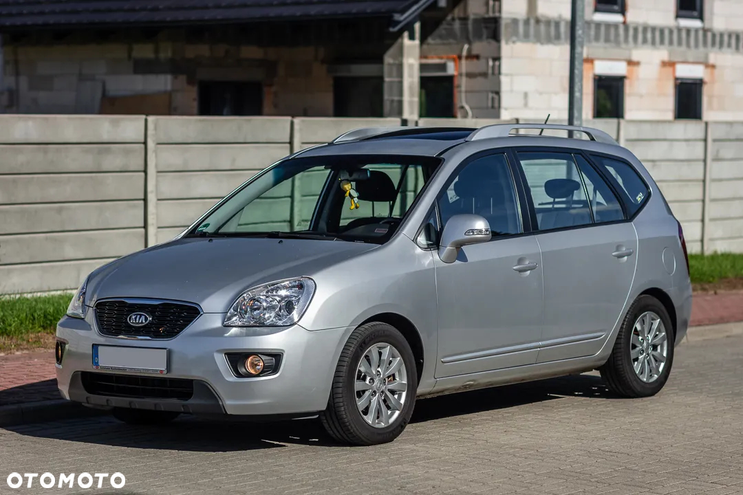 Kia Carens 1.6 CRDi Spirit - 11