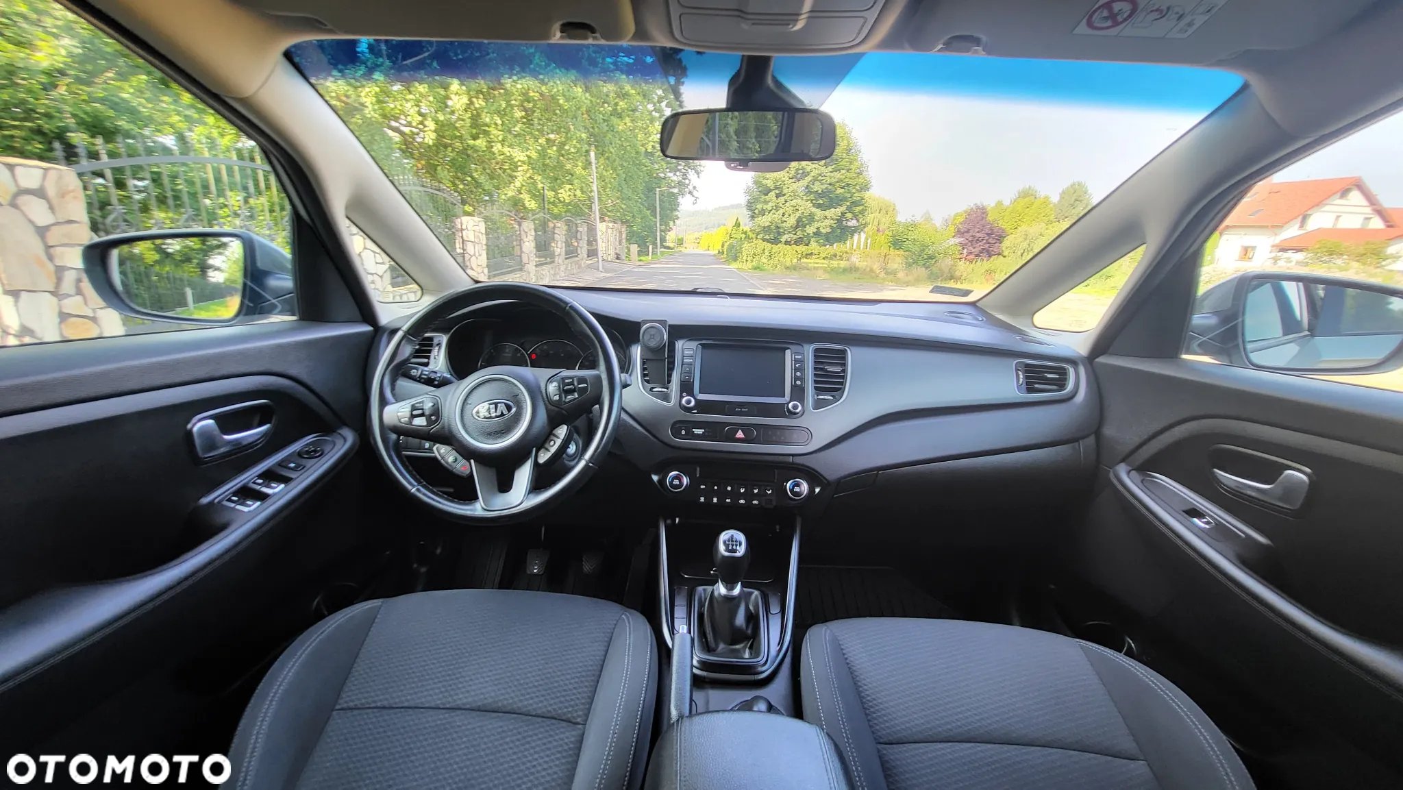 Kia Carens 1.7 CRDi M 7os - 14