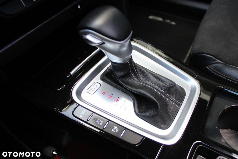 Kia ProCeed - 38