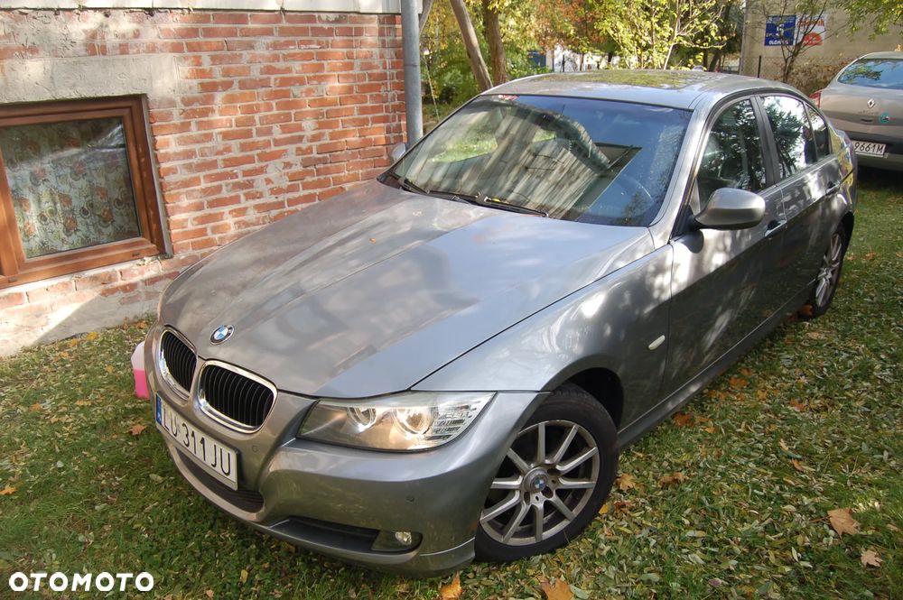 BMW Seria 3 320i - 2
