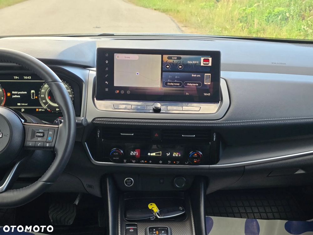 Nissan Qashqai 1.3 DIG-T N-Connecta DCT - 15