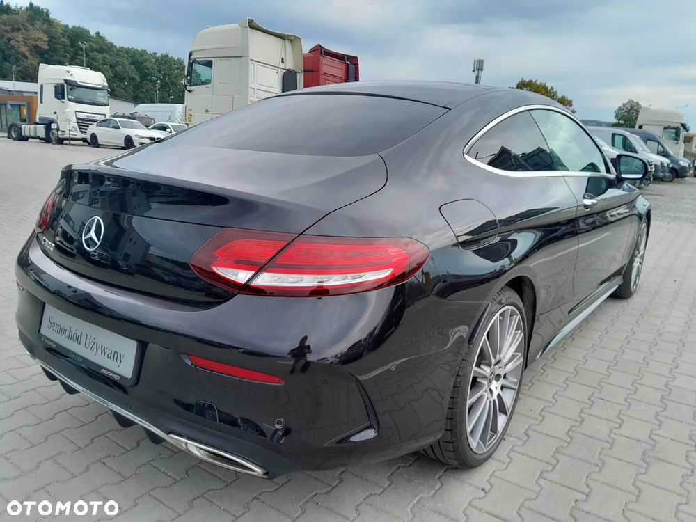 Mercedes-Benz Klasa C 300 9G-TRONIC - 7