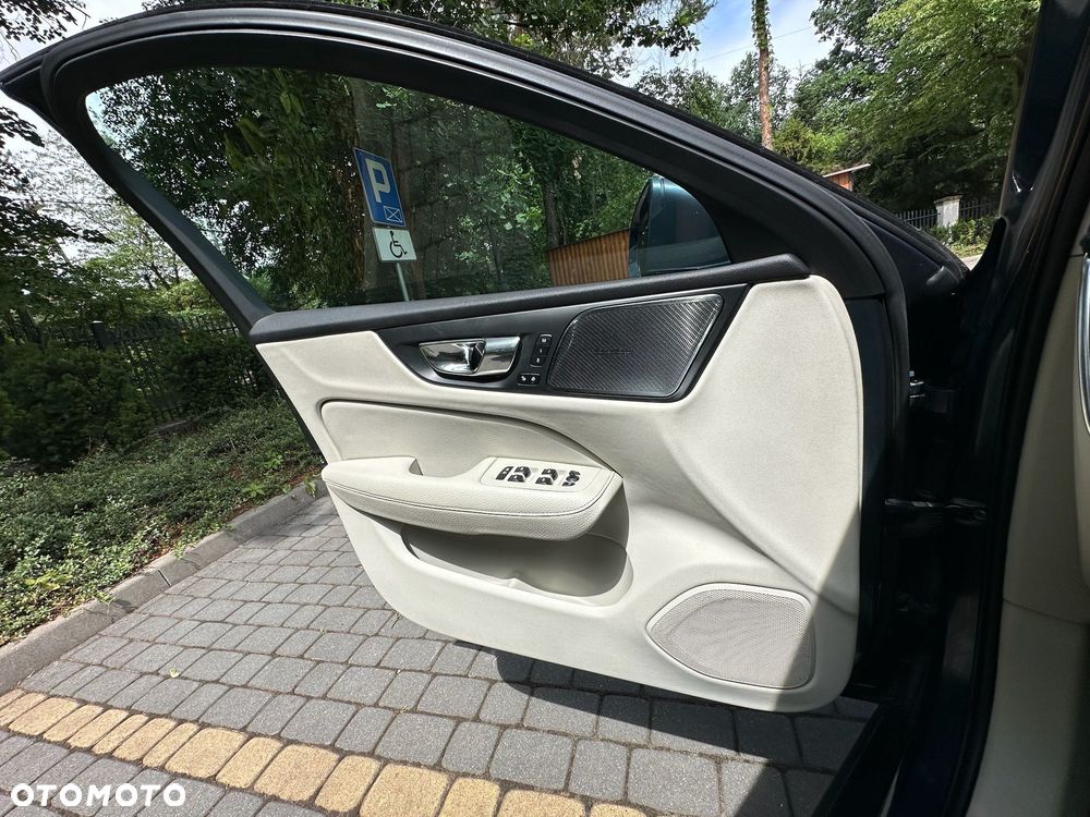 Volvo S60 T6 AWD Inscription - 33