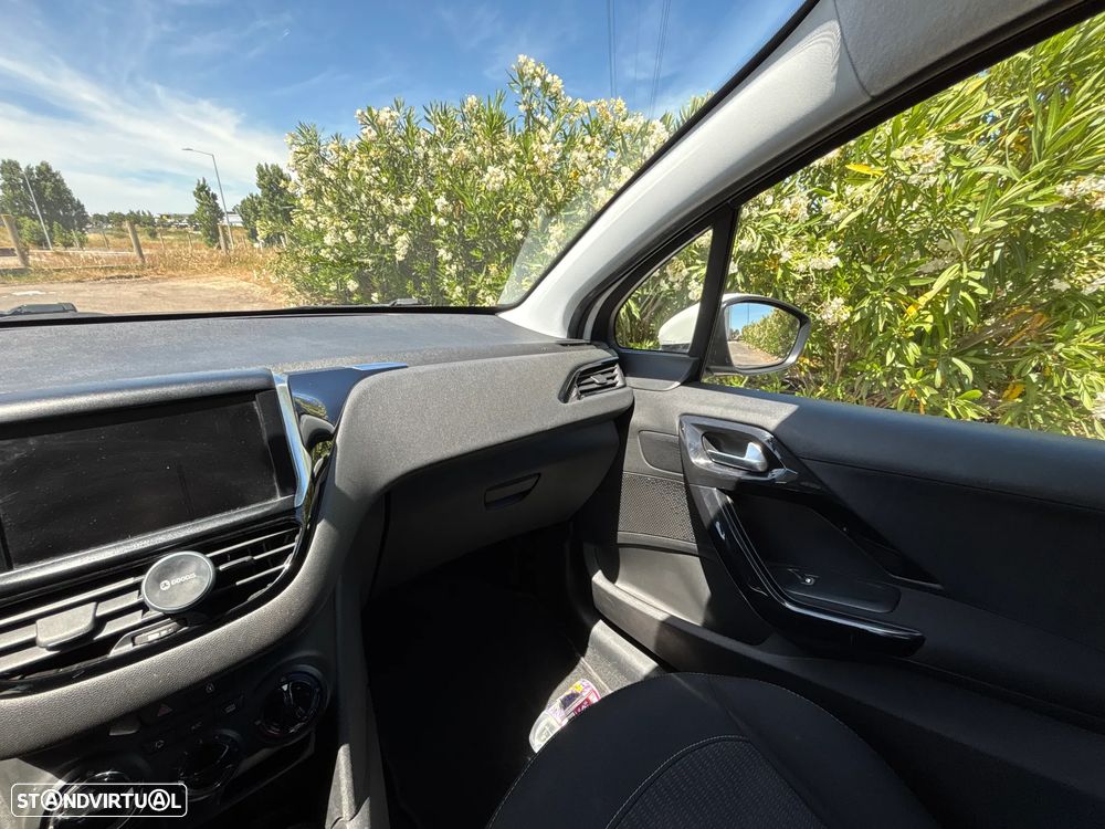 Peugeot 208 1.5 BlueHDi Active Business Pack - 24