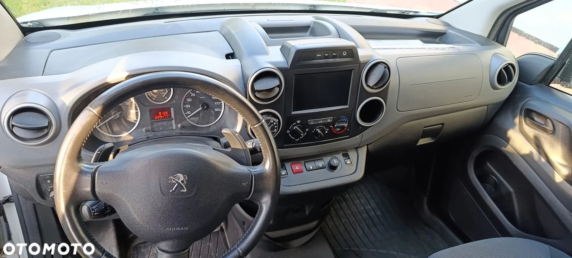 Peugeot Partner - 13