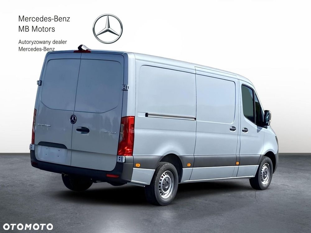 Mercedes-Benz Sprinter - 7