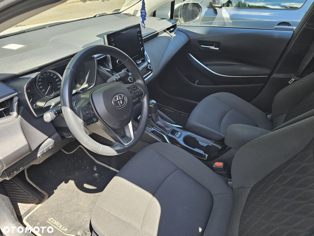 Toyota Corolla - 5