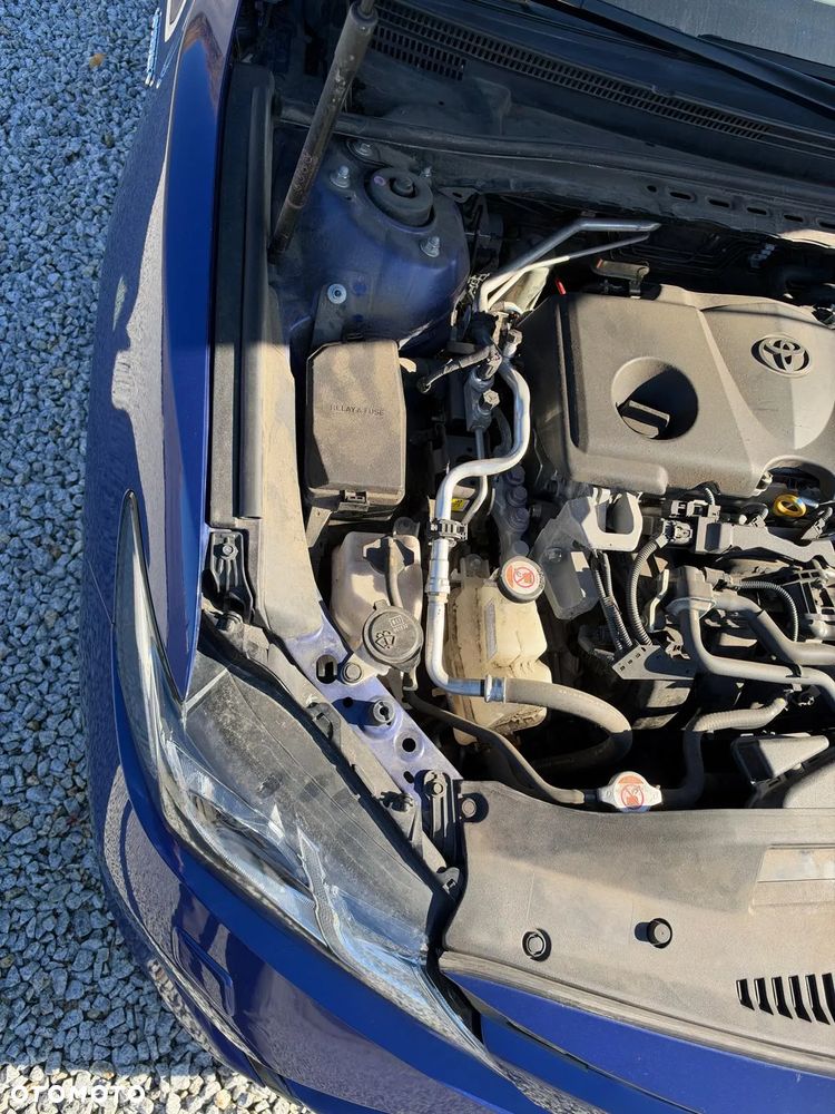 Toyota Camry 2.5 Hybrid Comfort CVT - 27