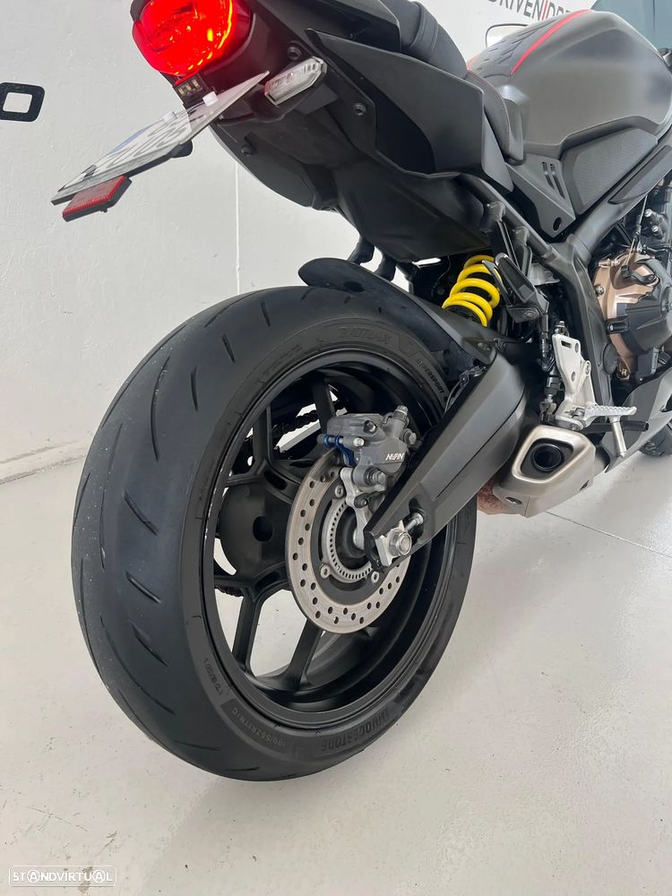 Honda CBR 650R - 35KW (Carta A2) - 17