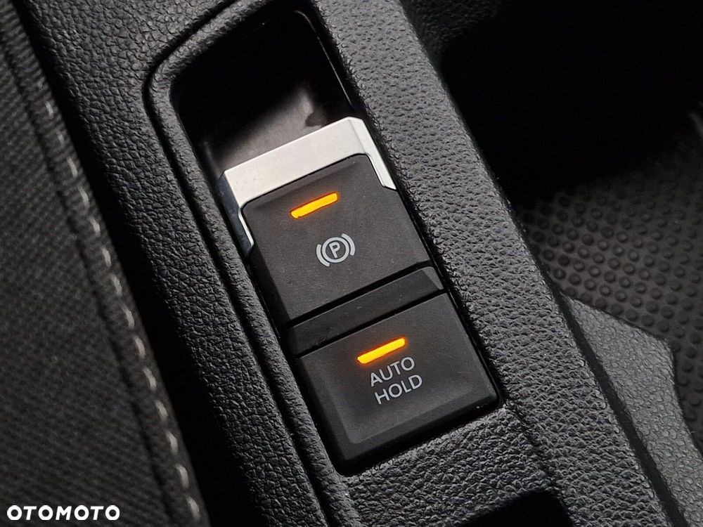 Volkswagen T-Roc 1.5 TSI Life DSG - 25