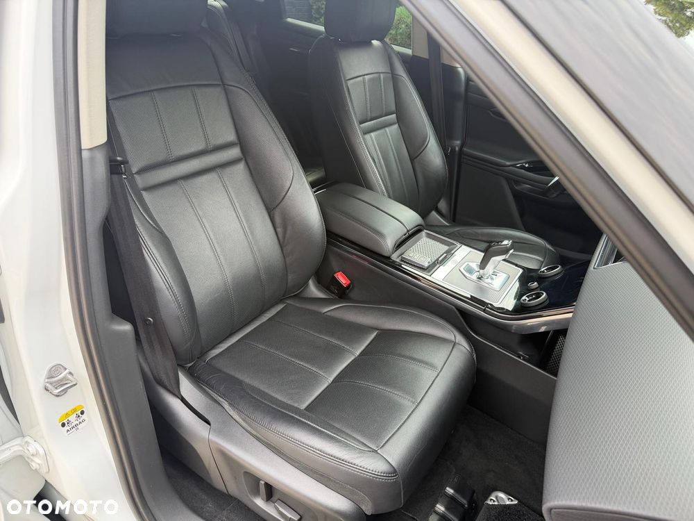 Land Rover Range Rover Evoque 2.0 P200 mHEV - 7