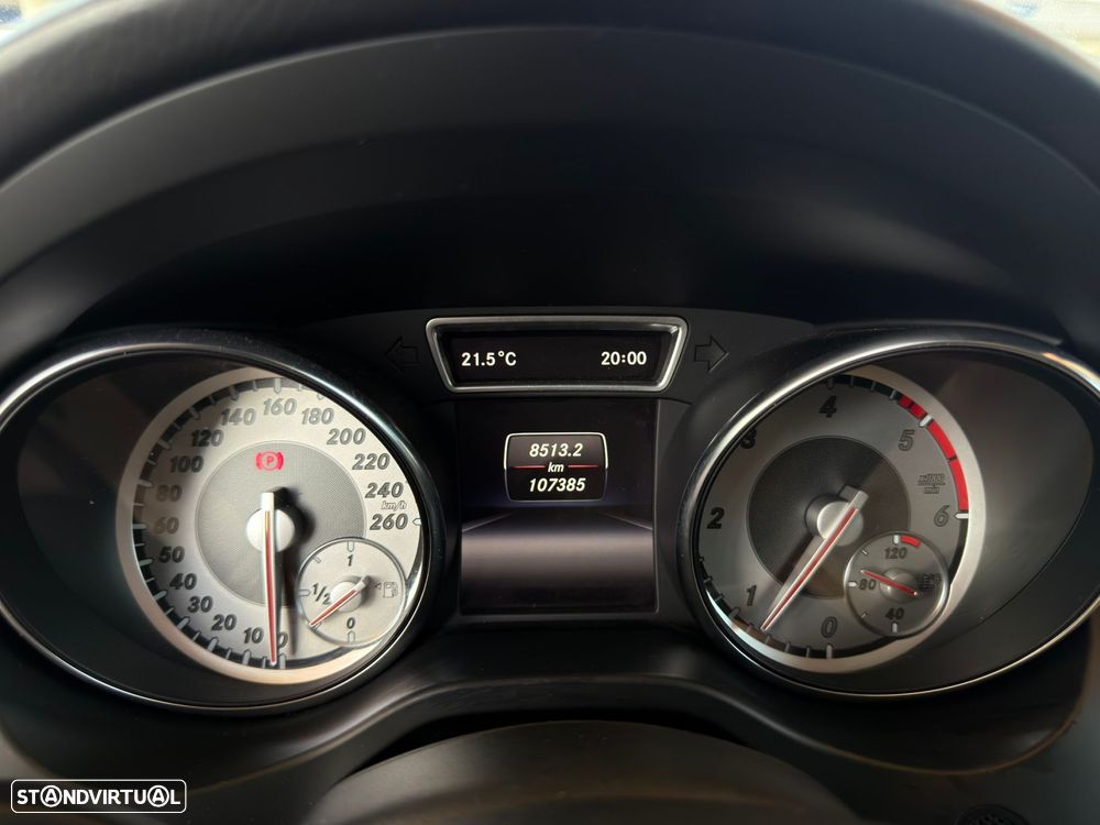 Mercedes-Benz CLA 200 - 8