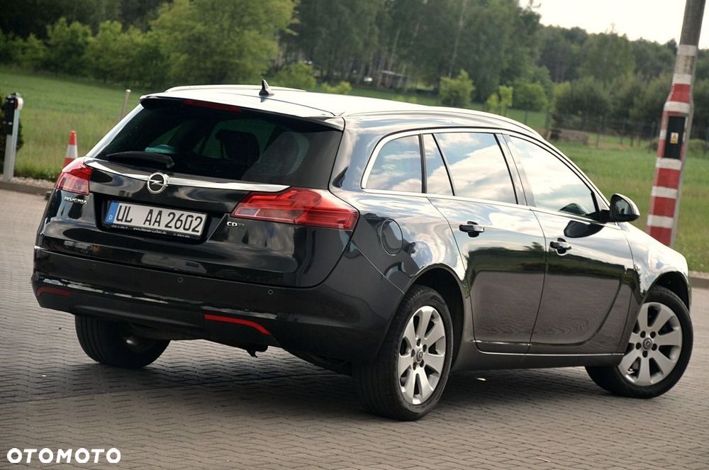 Opel Insignia - 11