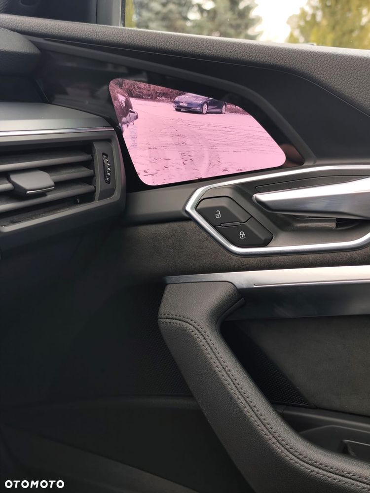 Audi e-tron 55 Quattro Advanced - 28