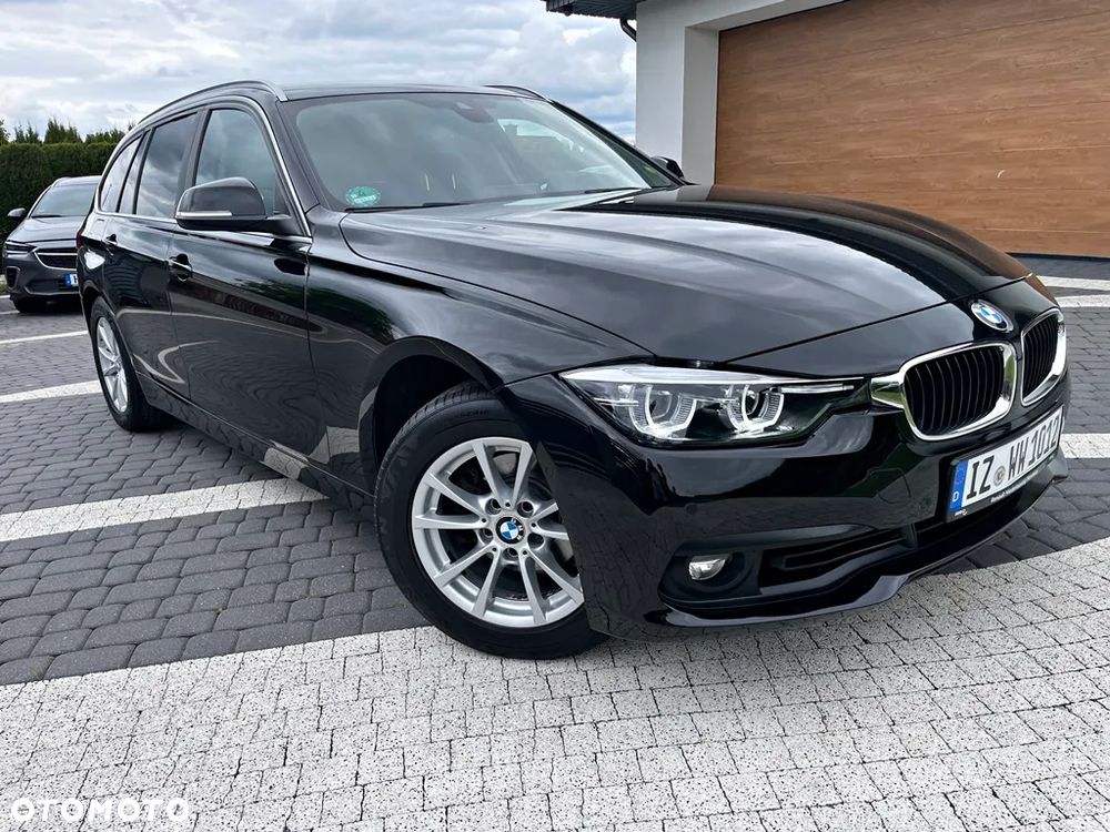 BMW Seria 3 318i Touring Advantage - 6