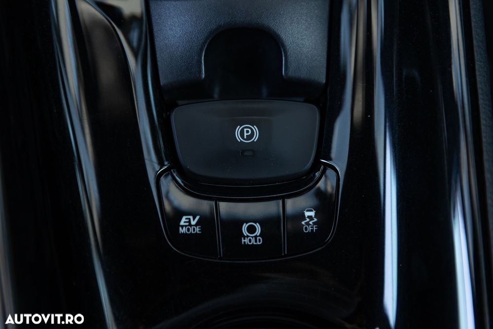 Toyota C-HR Hybrid Lounge - 34