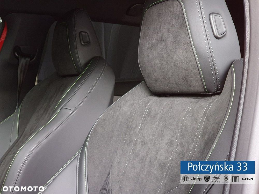 Peugeot 408 - 16