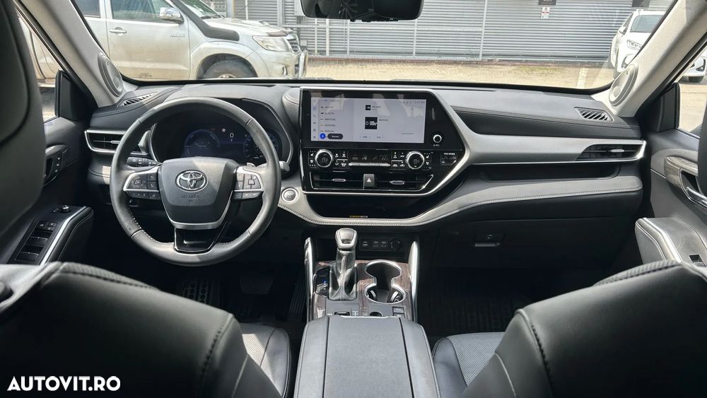 Toyota Highlander 2.5 L Dynamic Force 248CP Luxury Metallic - 9