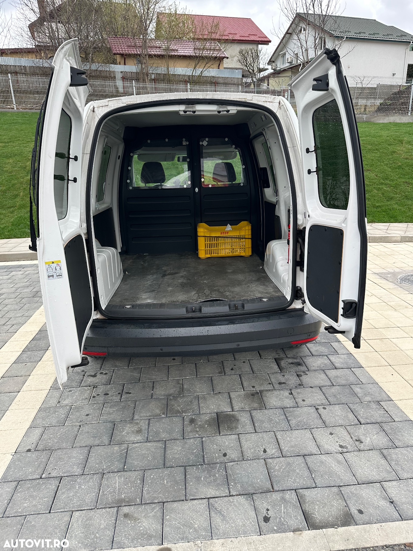 Volkswagen Caddy 1.4 BiFuel TGI (5-Si.) DSG XTRA - 4