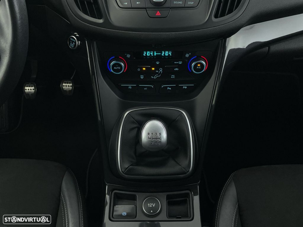 Ford Kuga 1.5 TDCi ST-Line - 16