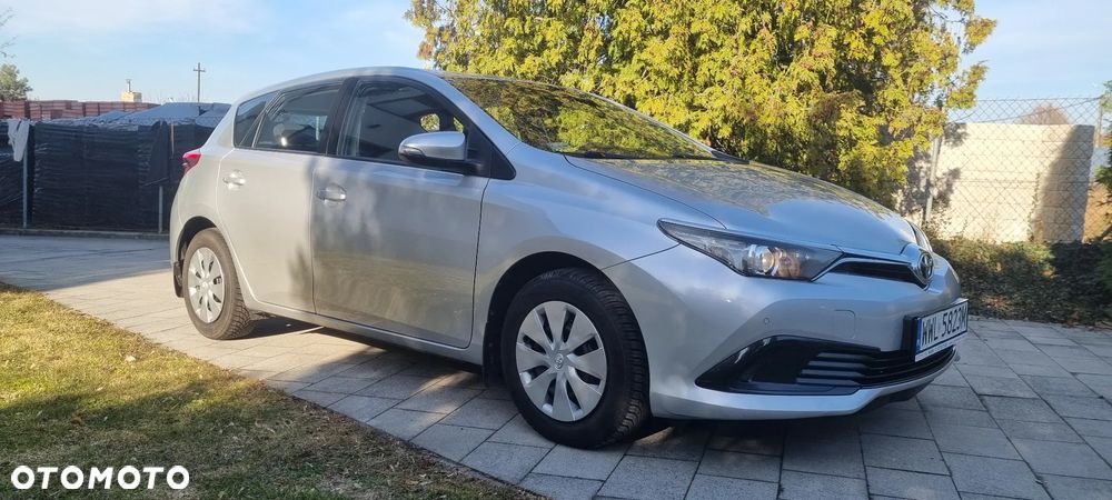 Toyota Auris 1.6 Classic Plus - 4