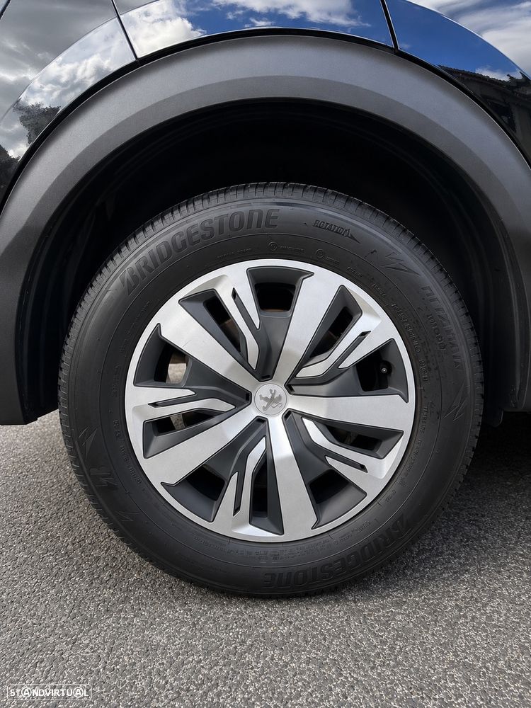 Peugeot 2008 - 16