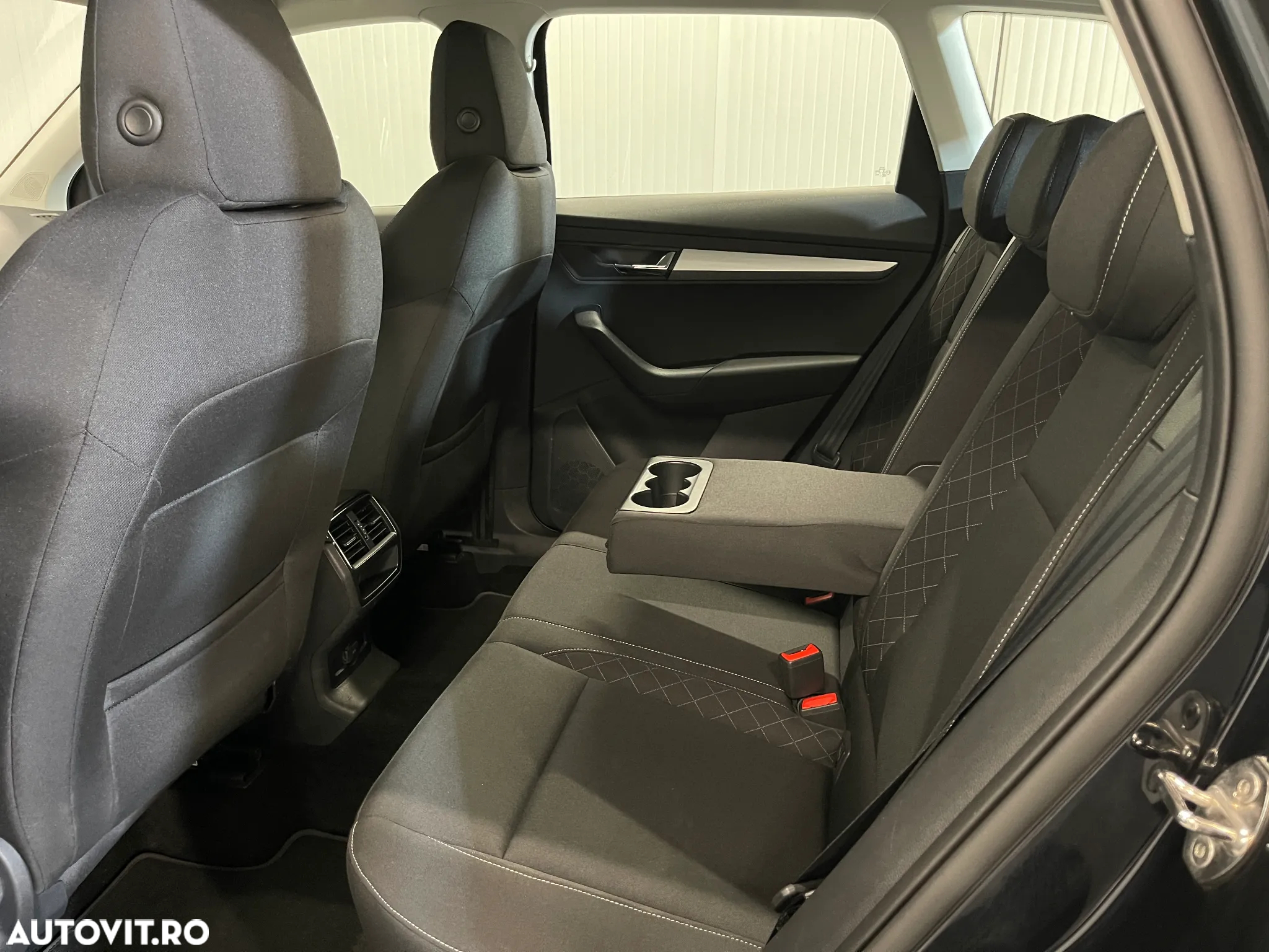 Skoda Karoq 1.6 TDI DSG Style - 11