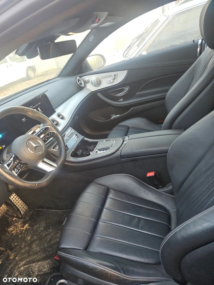 Mercedes-Benz Klasa E 220 d 4Matic 9G-TRONIC Avantgarde - 10