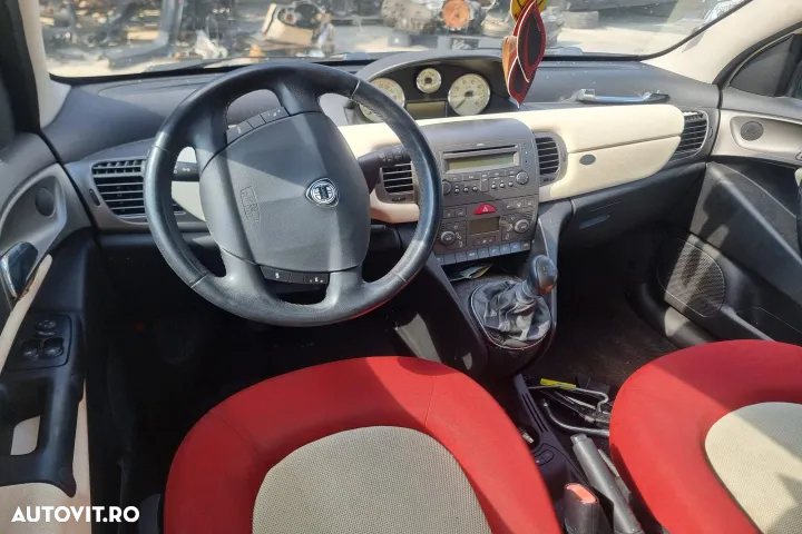 airbag volan pasager cortina centura stanga dreapta torpedou plafoniera scaune fata spate bancheta  Lancia Ypsilon 843, an 2005, motor 1.4 benzina 96cp cod 843a1000  dezmembrez - 5