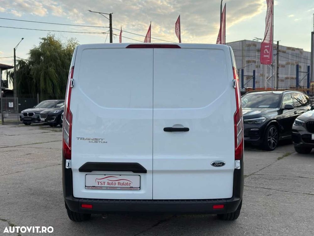 Ford TRANSIT CUSTOM L2H1 - 8