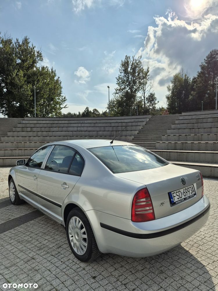 Skoda Superb - 3