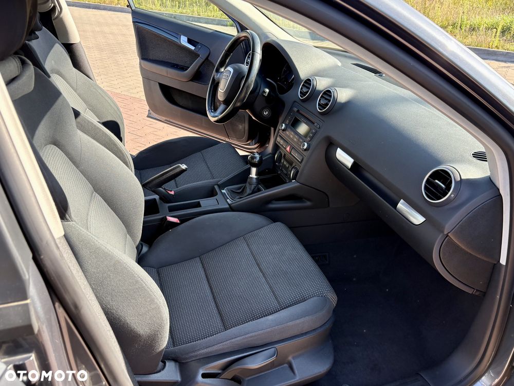 Audi A3 Sportback - 12