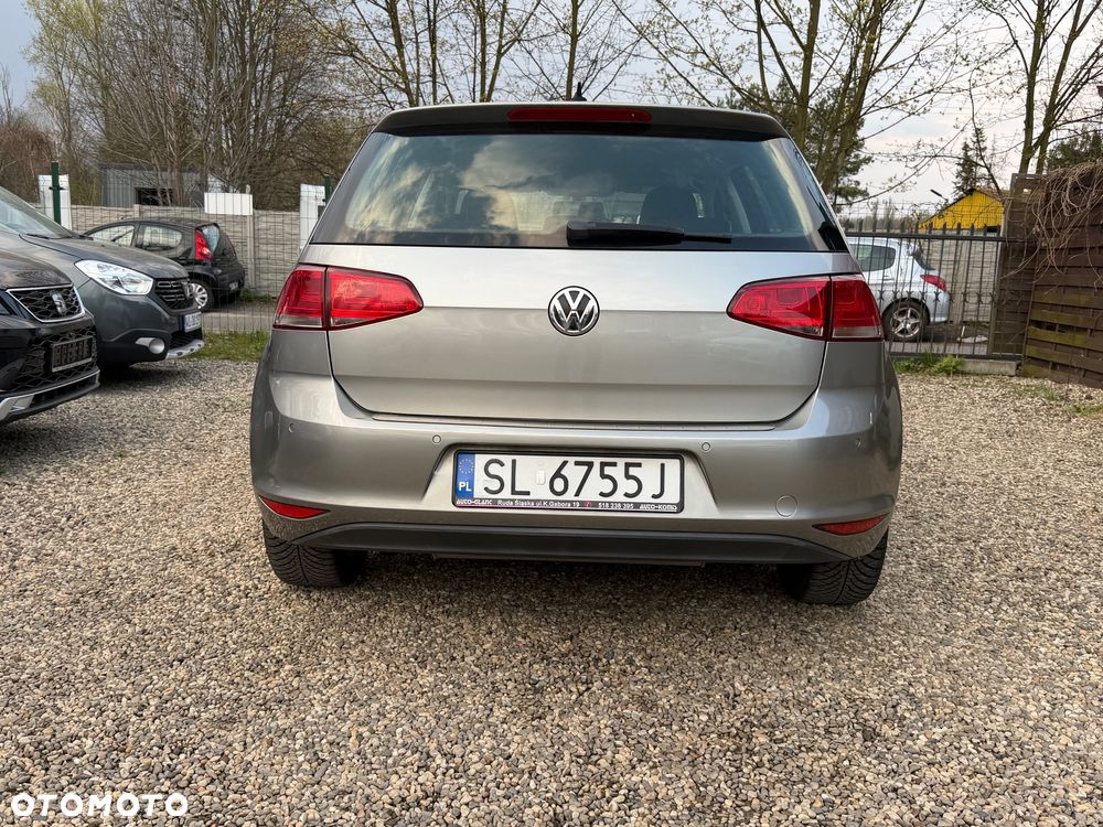 Volkswagen Golf 1.2 TSI BMT Trendline Perfectline - 6