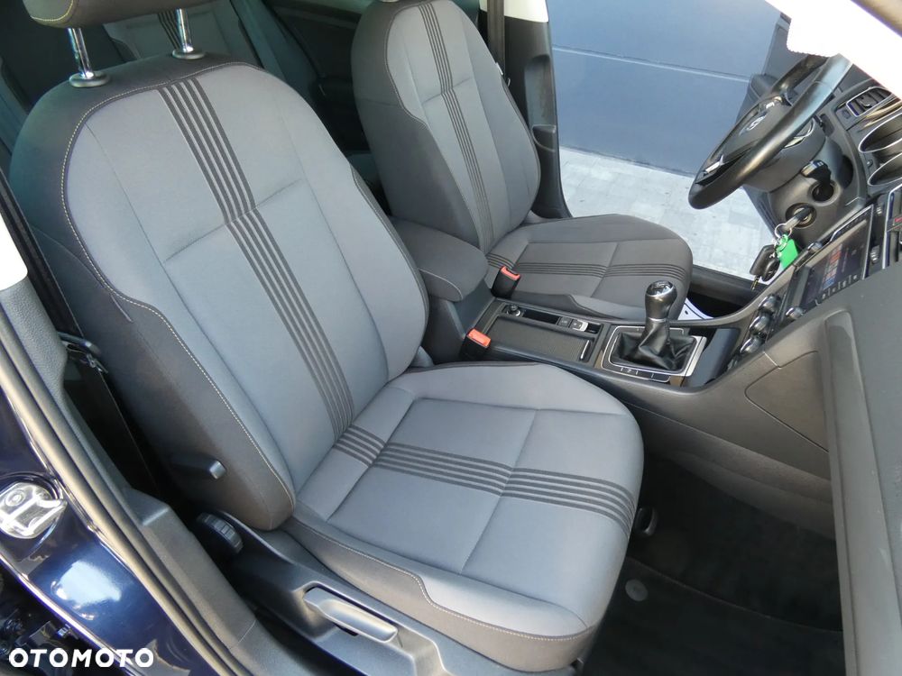 Volkswagen Golf 1.4 TSI BlueMotion Technology Allstar - 26