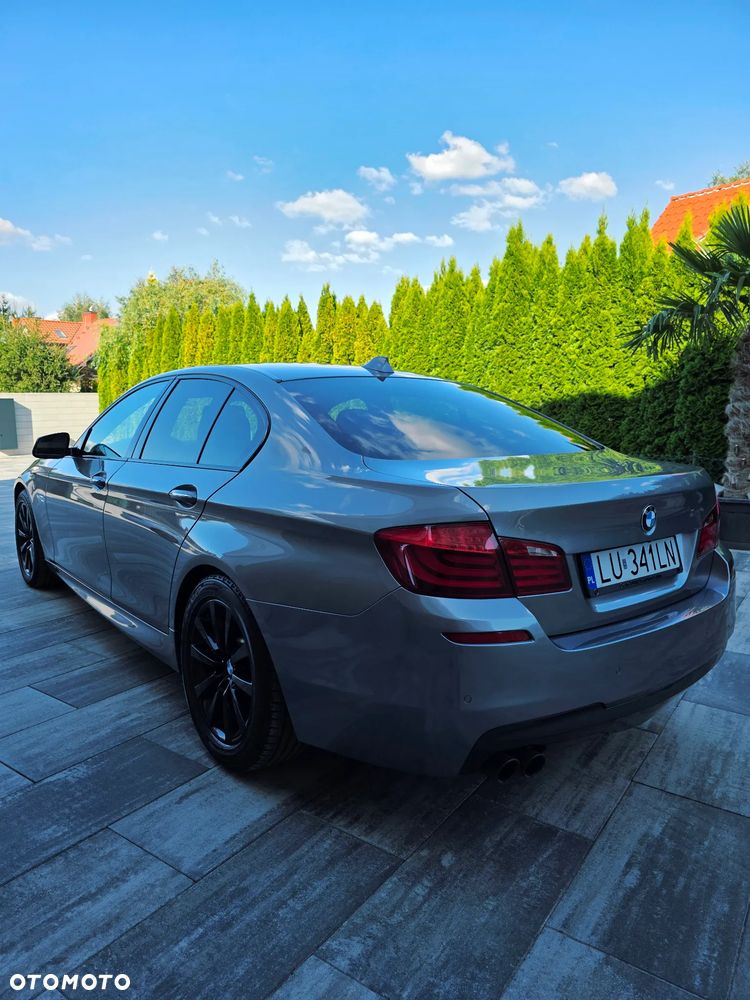 BMW Seria 5 525d xDrive Sport-Aut - 3