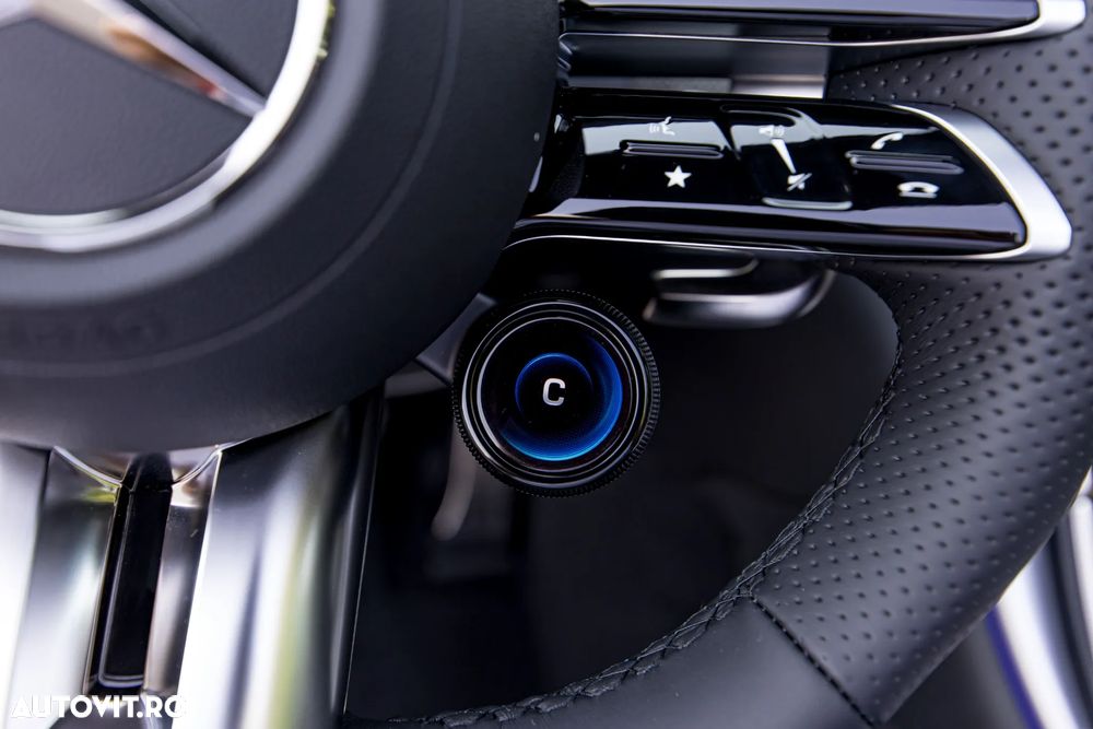 Mercedes-Benz CLE Mercedes-AMG 53 4M+ Cabrio AMG S.SHIFT TCT 9G - 30