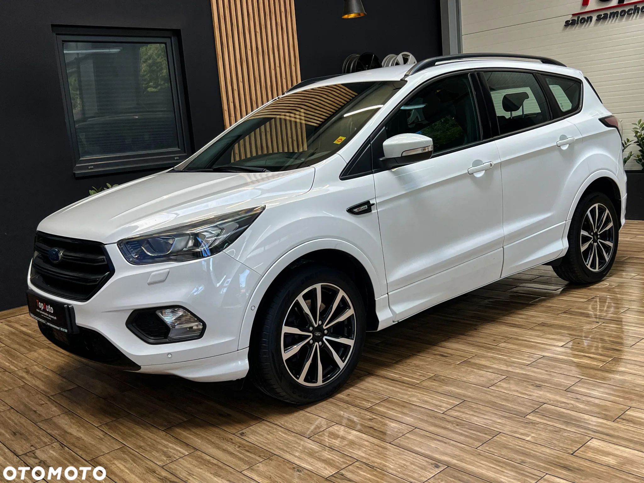 Ford Kuga 1.5 EcoBlue ST-LINE - 12